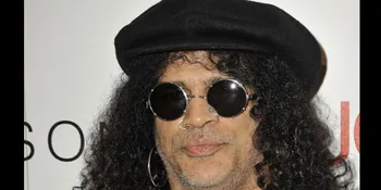 Slash: Charlie Sheen Tetap Rock ‘n’ Roll