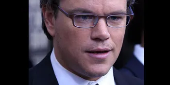 Matt Damon Jadi GaGa di 'Bourne This Way'