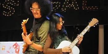 Endah N Rhesa Nge-Punk di JJF 2011