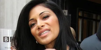 Nicole Scherzinger Memang Pernah Dihubungi Simon Cowell
