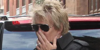 Rod Stewart Dua Minggu Belum Tidur