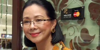 Sidang Pengeroyokan di Rumah Poppy Dharsono Ditunda