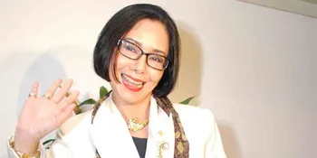 Poppy Dharsono Kukuh Rawat Gadis Karena TBC?