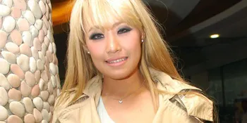 Pinkan Mambo Terjerat Cinta Pandangan Pertama