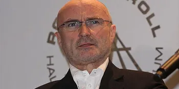 Phil Collins Bantah Kabar Pensiun Dirinya