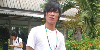 Tunggu Pengacara, Andika Kangen Band Santap Nasi Rames