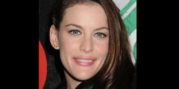 Liv Tyler Dikira Banci