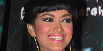 Julia Perez Curiga Dewi Perssik Setting Kasus