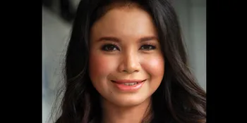 Rossa Bikin Fashion Line Dengan Harga Terjangkau