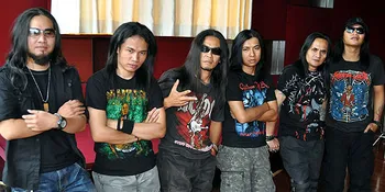 'BUMI DAN LANGIT MENANGIS' Tandai Ultah Ke-15 Jamrud
