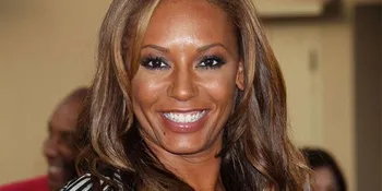 Mel B Umumkan Kehamilannya
