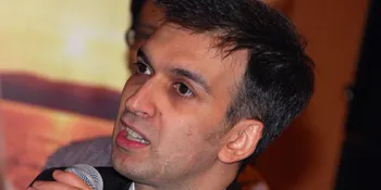 Manoj Punjabi 'Rela' DI BAWAH LINDUNGAN KA'BAH Merugi