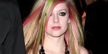 Avril Lavigne Ingin Menikah Lagi