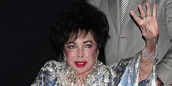 Elizabeth Taylor - Legenda Itu Telah Tiada