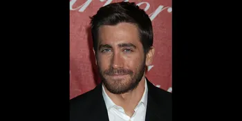 Jake Gyllenhaal Kampanye Penghijauan Sekolah