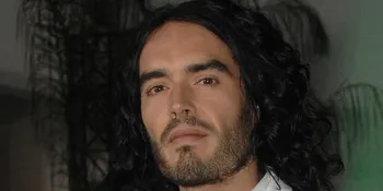 Awas! Russell Brand Akan Kacaukan Pernikahan Pangeran!