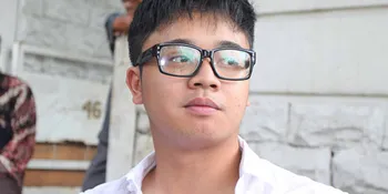 Demi Ayah, Derby Romero Kebut Penggarapan Album