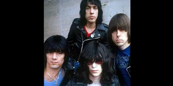 Rockvolution VS Java Rockin Land 2011