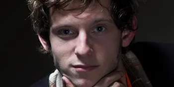 Menjijikkan! Channing Tatum dan Jamie Bell Makan Tikus!