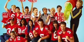 'GLEE' Tayang Lebih Lama Untuk 'Born This Way'