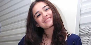 Yasmine Leeds Siapkan DVD Sebelum 'Boring'