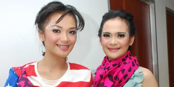 Sheza - Shezy Idris Tak Risih Pakai Kebaya