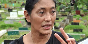 Jajang C Noer Tinggal di Pedalaman Suku Dayak