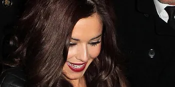 Cheryl Cole Dilarang Merokok