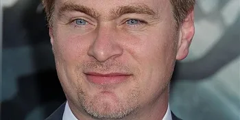 Nolan Bakal Sulap Pittsburgh Jadi Gotham!