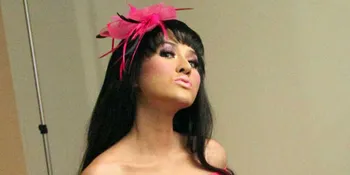 Cynthiara Alona Super Seksi di Video Klip Baru