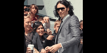 Russell Brand Kejutkan American Idol!