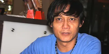 Mantan Drummer Gigi Jadi Music Director Narwastu