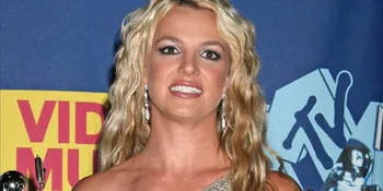 Britney Spears, Mama Terseksi di Hollywood