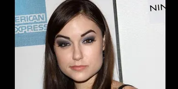 Gandeng Sasha Grey, KK Dheraj Tak Takut Didemo
