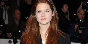 Si Ginny Weasley 'HARRY POTTER' Tunangan!