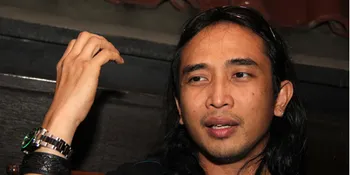 Piyu Padi: Gerakan Koin Sastra Tidak Perlu