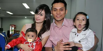 Angie Biasakan Anak Bermain Sambil Belajar