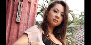 Nangis Pun Tak Sulit Bagi Jennifer Bachdim