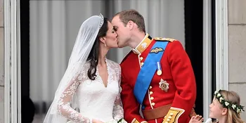 Balcony Kiss: Kenapa Terlalu Singkat?