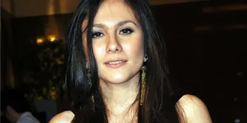 Pangeran Harry Lebih Berhak Atas Tahta Kerajaan?