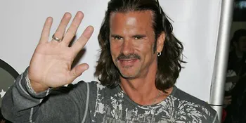 Lorenzo Lamas Nikah Kelima Kalinya!