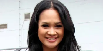 Andien Kompromi Dengan Pasar Tapi...