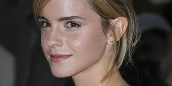 Emma Watson, Wanita Berpakaian Terbaik