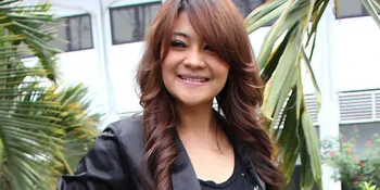 Indah Dewi Pertiwi Syukuran Untuk Penuhi Nazar