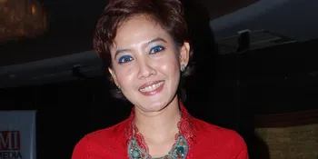 Peggy Melati Sukma Lebih Suka Daun