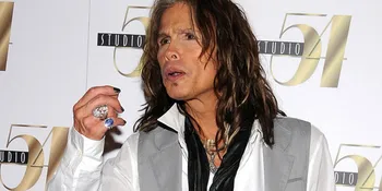 Single Perdana Steven Tyler Diluncurkan di AMERICAN IDOL