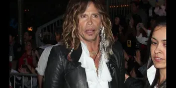 Wah, Steven Tyler Suka Pakai Baju Liv Tyler!