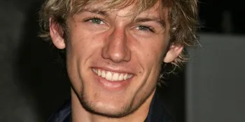 Wah, Alex Pettyfer Bakal Bugil Bareng Channing Tatum!