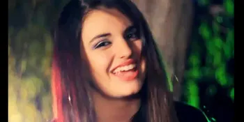 Rebecca Black: Aku Tidak Hamil!