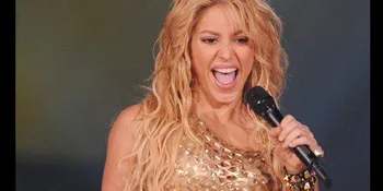 Shakira Punya Kembaran!